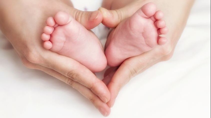 Ce se întâmplă, de fapt, dacă faci un copil după vârsta de 35 de ani