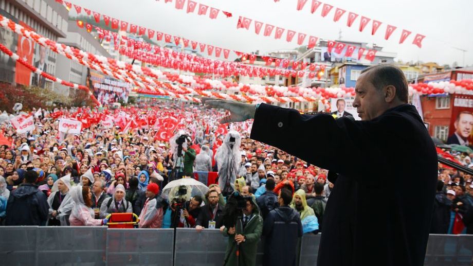 Un politician român a detonat o "bombă” de durată în Turcia după referendum