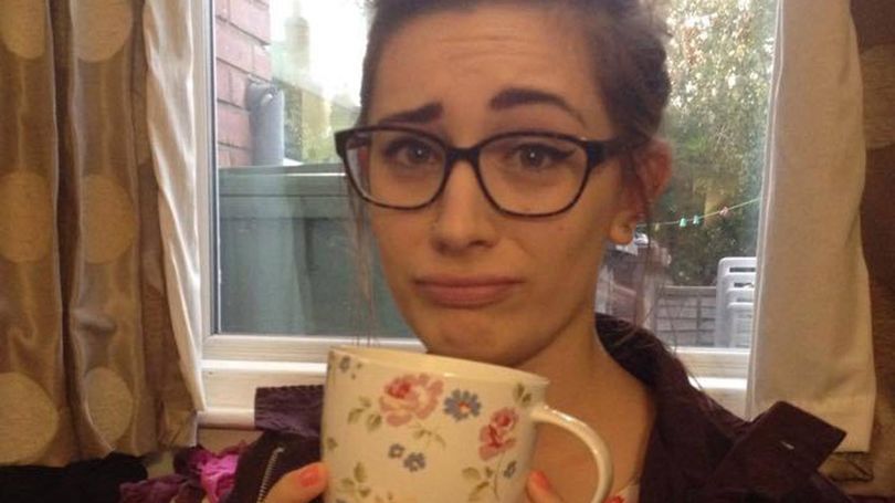 A băut numai ceai timp de o săptămână. Cum a ajuns să arate această tânără