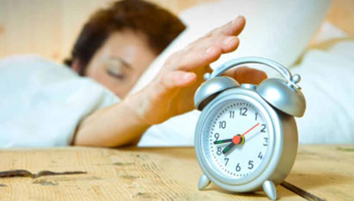 Ceasul deşteptător care te va trezi din morţi! Cu asta lângă pat sigur nu vei mai întârzia la muncă