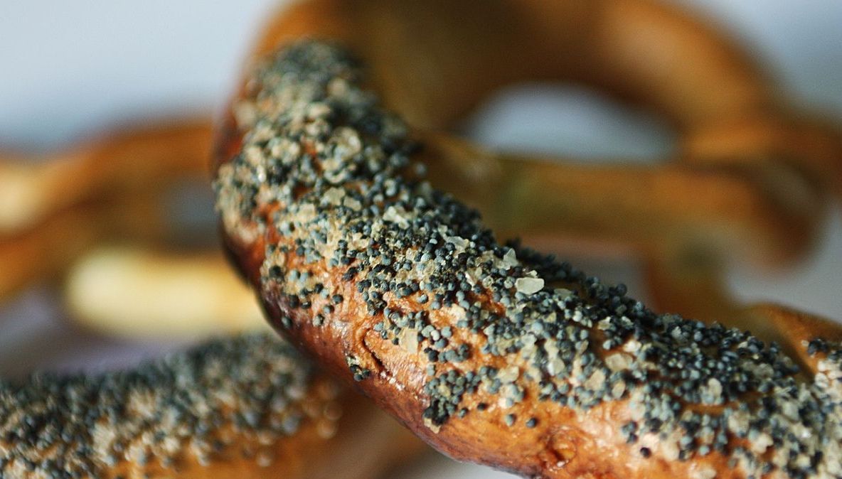 Din ce sunt făcuți, de fapt, covrigii. Vei mai mânca vreodată? 