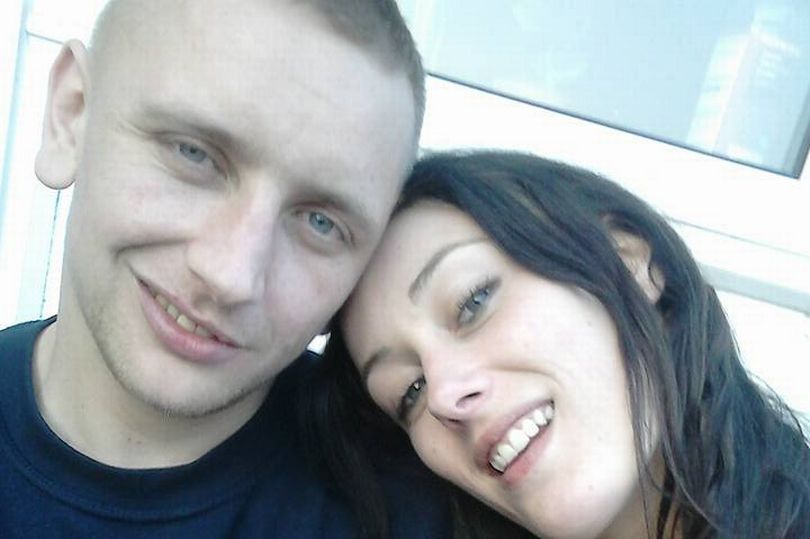 S-a SINUCIS după ce a aflat adevărul despre VIAŢA DUBLĂ a logodnicei lui. În ce era implicată