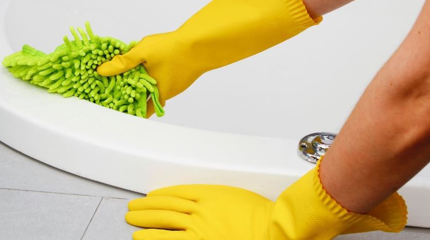 Cum să cureți baia în câteva secunde, fără detergent special