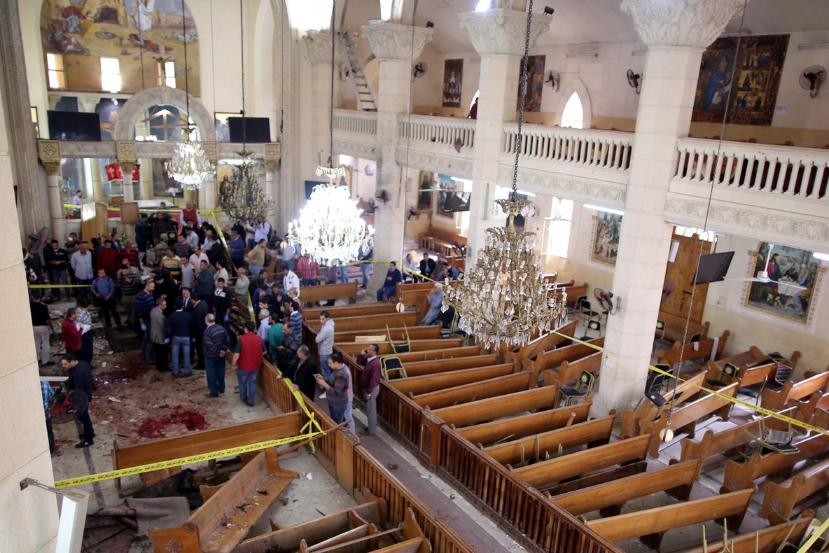 Egiptul decretează 3 luni stare de urgență, după atentatele ISIS de Florii. Nou bilanț: 47 de morți