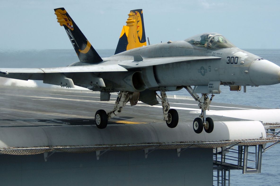 Un avion american de luptă s-a prăbușit în apropierea coastelor filipineze