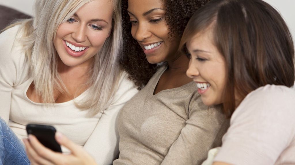 A trimis un SMS cu cele mai intime detalii. Ce a urmat te va face să te tăvălești pe jos de râs