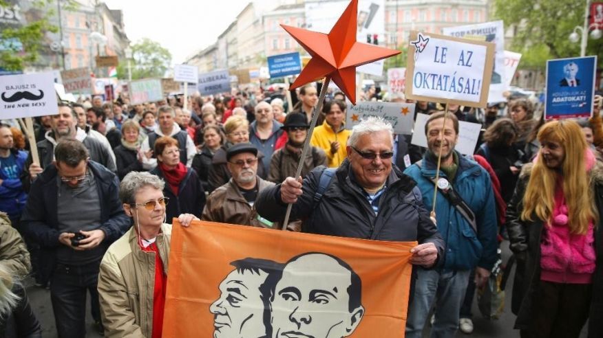Protest la Budapesta împotriva influențelor Rusiei