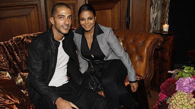 Nu are noroc în dragoste! O mare vedetă s-a despărțit de soț la trei luni după nașterea fiului lor