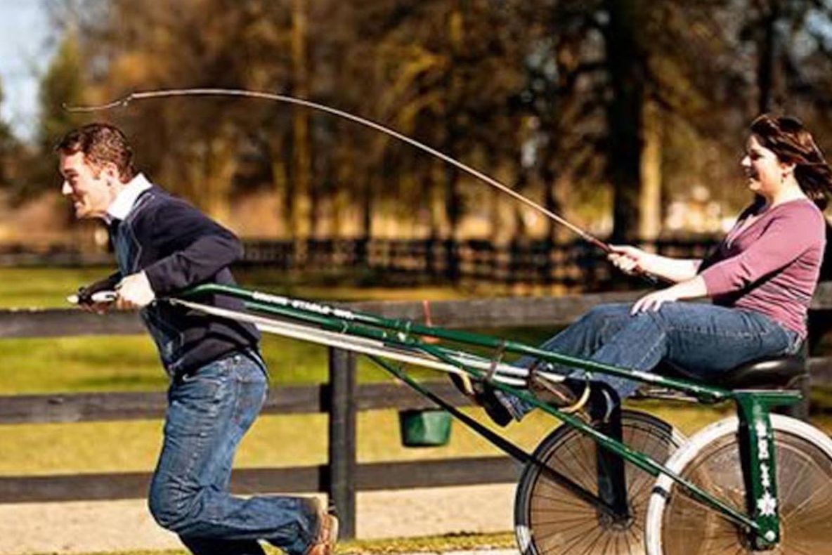 Fotografii de la LOGODNĂ de care şi îndrăgostiţii se ruşinează acum - au mers prea departe!