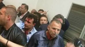 Macedonia, după bătai din Parlament: peste 100 de răniţi la Skopje
