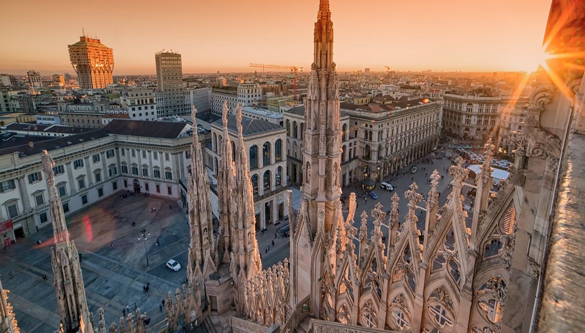 Oferte city break Milano. Reduceri de până la 50% de la Vola.ro