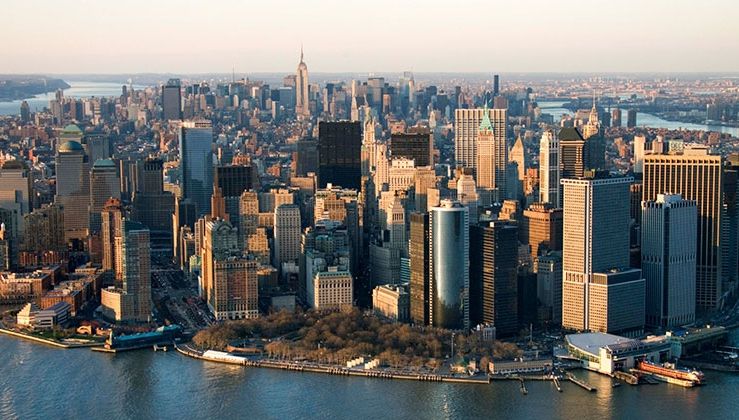 Plimbări în SUA din bani publici. CJ Prahova, deplasare la New York de 44 000 de $ pentru 6 oameni