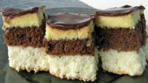 Prăjitură "Noaptea de Paşte". Un desert special şi delicios pentru Sfintele Paşti