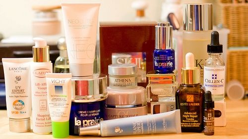 O fetiță de 12 ani a murit din cauza unui produs de igienă pe care și tu îl folosești zilnic