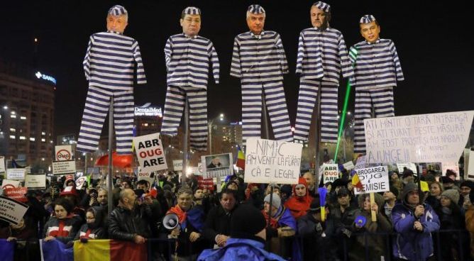 Premierul Grindeanu, de acord să-l scoată pe Iohannis din procedura de numire a procurorilor-șefi