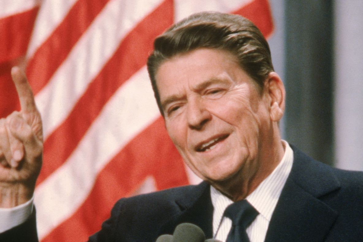 Statuia fostului preşedinte Ronald Reagan va fi amplasată în centrul Bucureştiului 