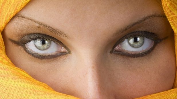 Adevărata poveste a sultanei Hurrem. Ce a făcut de fapt Roxelana în haremul sultanului..șocant!