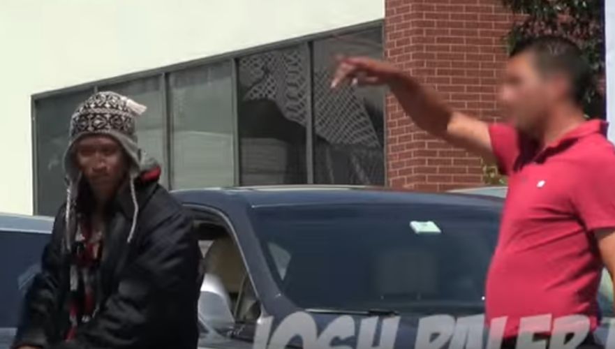 Un tânăr sărac a fost gonit de la restaurant. După o oră s-a întors, iar chelnerii au amuțit