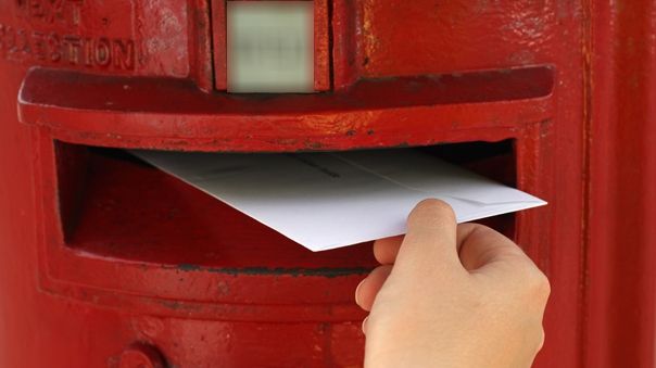 O scrisoare pierdută a ajuns la destinaţie după 54 de ani. Cine a trimis-o şi cui îi era destinată