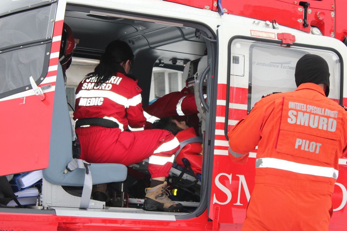 Accident îngrozitor în judeţul Ialomiţa: trei morţi şi patru răniţi. A fost activat planul ROŞU