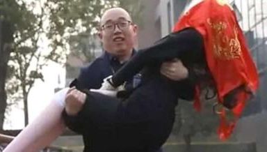 Nuntă neobişnuită în China! Un inginer s-a căsătorit cu femeia-robot pe care el însuşi a construit-o