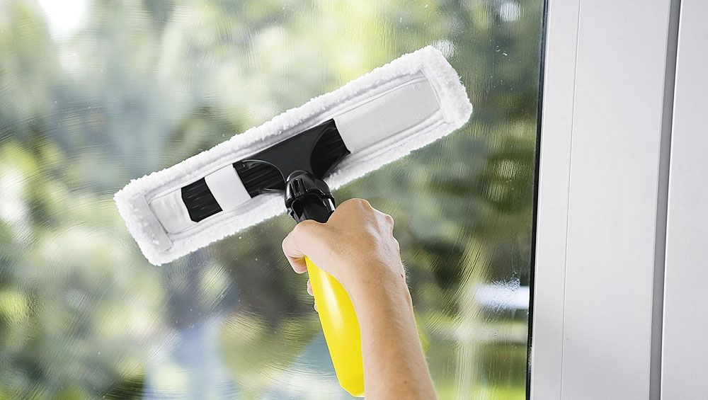 Aşa speli rapid geamurile! Cel mai simplu truc. Nu va mai rămâne nicio urmă