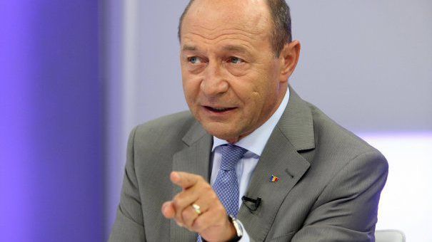 Băsescu, despre atacul SUA: Semnal că nu vor să abandoneze Orientul Mijlociu în mâinile Rusiei