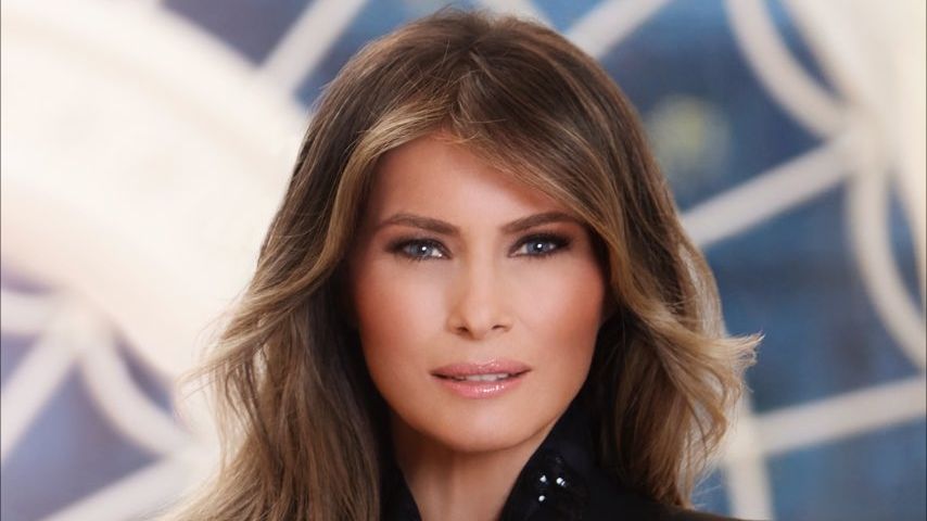 Motivul pentru care Melania Trump are mereu ochii mijiţi