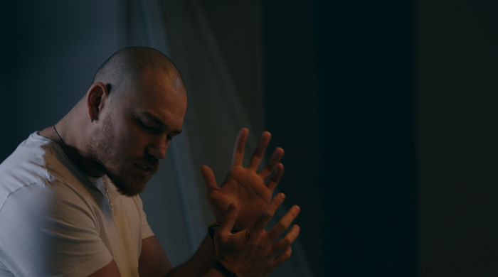 Artistul "delicvent” Peter Pop a lansat “Interzis”