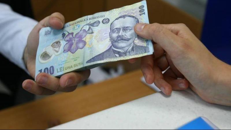 Bucuria bugetarilor, în zadar. Ministrul Finanţelor: Creşterile salariale aproape că nu se vor simţi