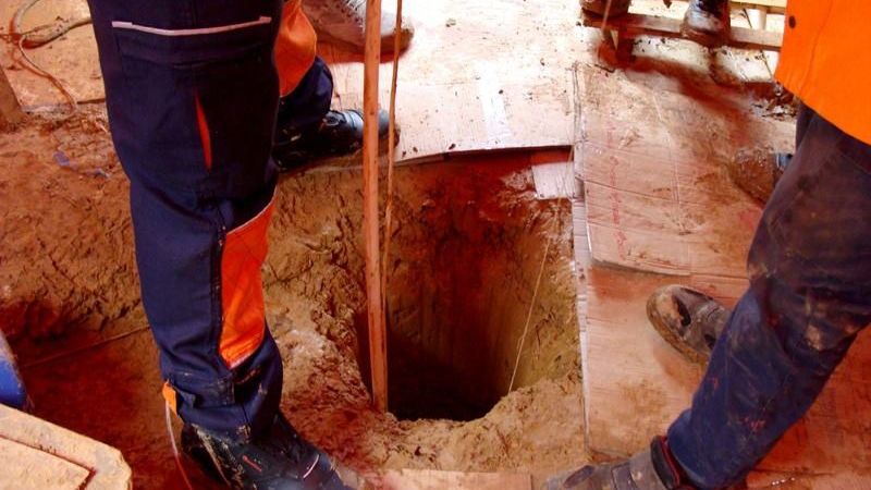 Din puț se auzeau gemete stranii, neomenești. Câteva zile mai târziu au scos din el ceva de necrezut