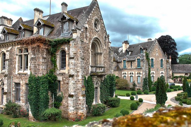 Italia împarte CASTELE istorice GRATIS. Condiţia pe care trebuie s-o îndeplineşti ca să iei unul