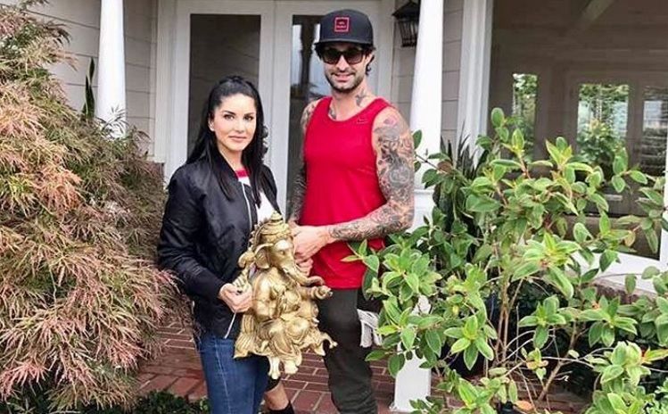 Ce şi-a cumpărat de ziua ei o celebră actriţă indiană din filmele pentru adulţi. Americanii, ULUIŢI