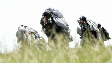 Un parașutist militar a murit pe Aerodromul Clinceni