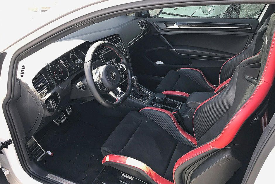 Cel mai tunat VW Golf din Europa, scos la vânzare. Cum arată şi cât costă