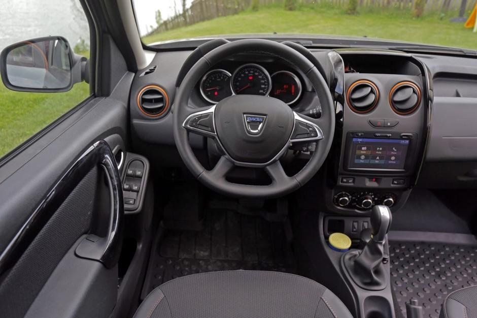 Dacia Duster cu transmisie automată este de vânzare şi în România. Cum arată şi cât costă
