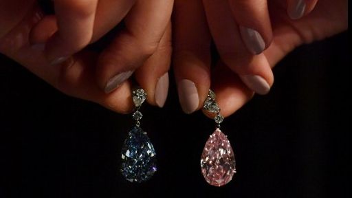 Cei mai scumpi cercei din lume au fost vânduți! Suma impresionantă