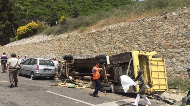 Accident rutier cumplit: 20 de morți și 11 răniți