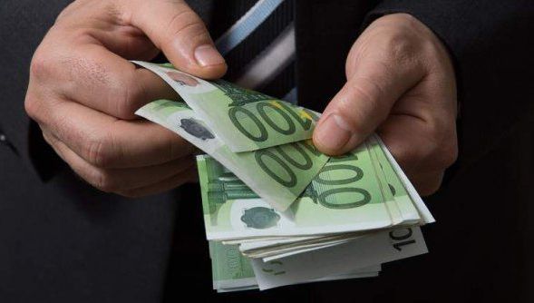 Fost ambasador al SUA la București, semnal de ALARMĂ: Sunt peste 1200 de companii ale statului. Asta împiedică România să se dezvolte