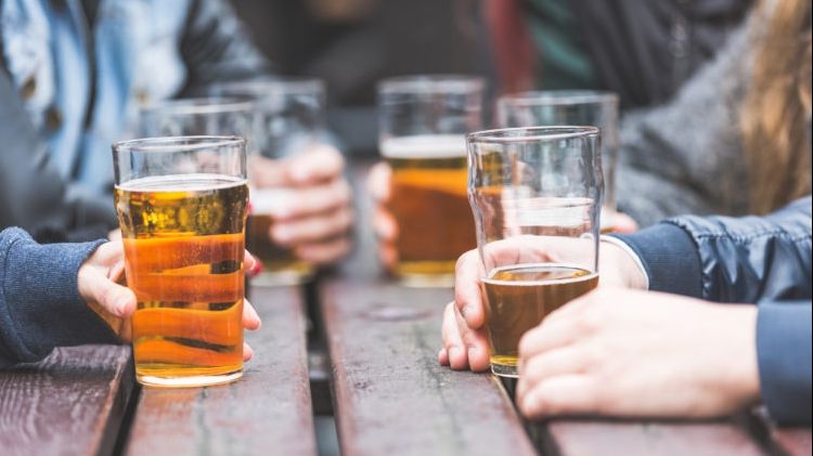 Berea, efect de medicament: te scapă de TUSEA sâcâitoare, dacă o bei astfel!