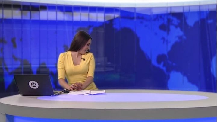 Surpriza unei prezentatoare de ştiri, în direct - a început să ţipe. Filmuleţul, viral