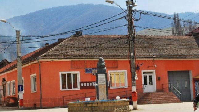 Înapoi la comunism. O comună se reîntoarce la C.A.P.