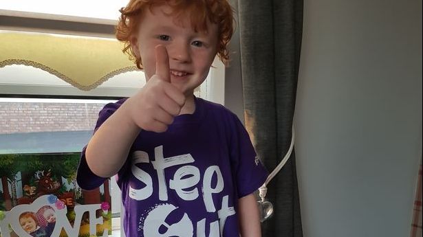 Un copil de trei ani a bătut la ușa ei plângând. Ce a urmat întrece orice imaginație 