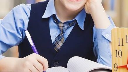 O mamă din Târgu Jiu era nemulţumită de notele copilului ei care este olimpic. Ce a făcut e şocant