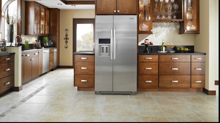 eMAG – Frigidere foarte ieftine la lichidare de stoc! Top 12 cele mai bune oferte