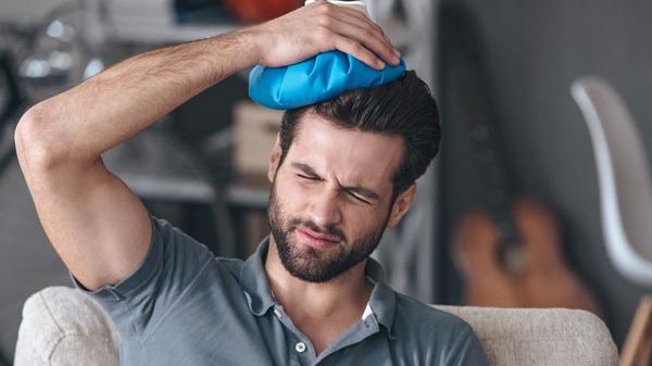 Cum să scapi mai repede de mahmureală după distracția din aceste zile