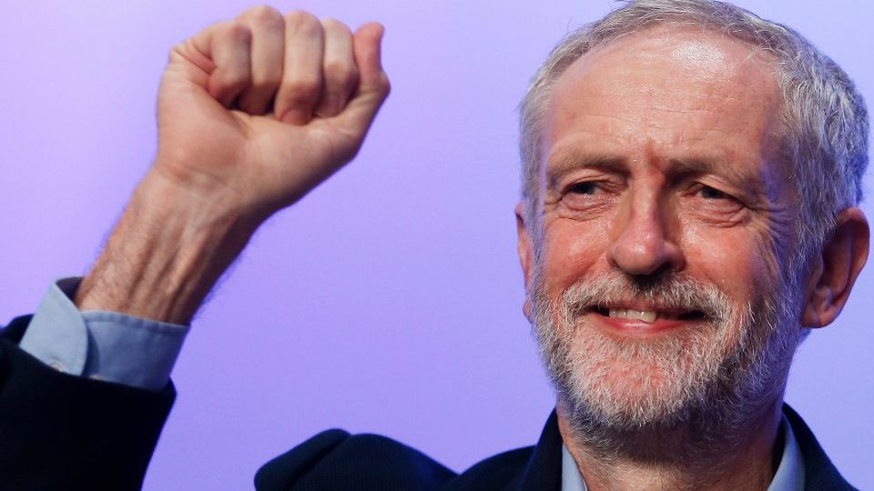 Mașina liderului laburist din Marea Britanie a trecut peste un cameraman BBC