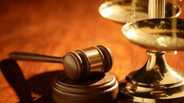 Modificarea codurilor penale. Toader: Luni, cel târziu marți, trimitem proiectul la Guvern