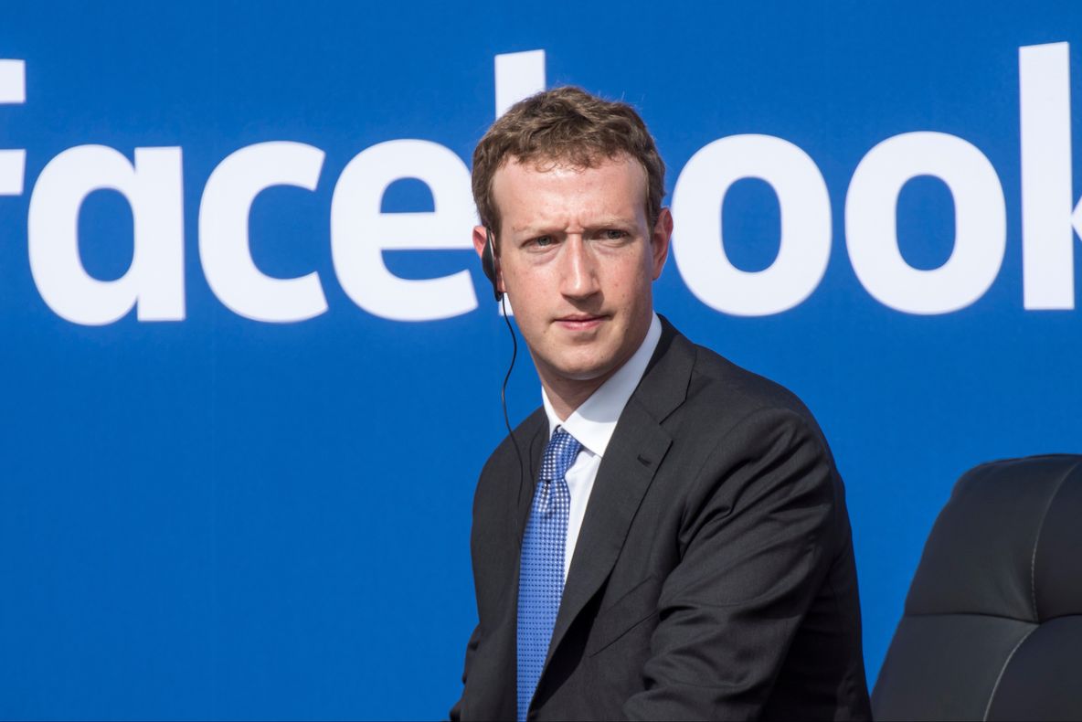 Facebook face angajări! Află dacă ești eligibil