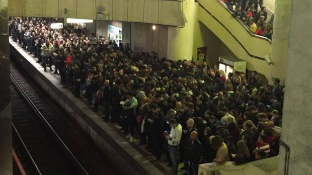 Haos la metrou, luni dimineaţă. Defecţiuni tehnice pe ruta Berceni - Pipera